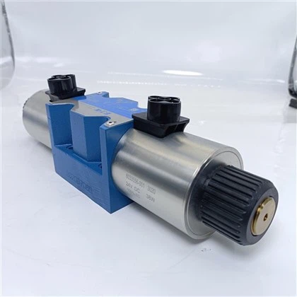 EATON VICKERS Usmerjeni ventil DG4V 3 5 DG4V-3-2CMUH7-60 DG4V-3-6CMUH7-60 DG4V-3-7CMUH7-60 Hidravlični elektromagnetni ventil