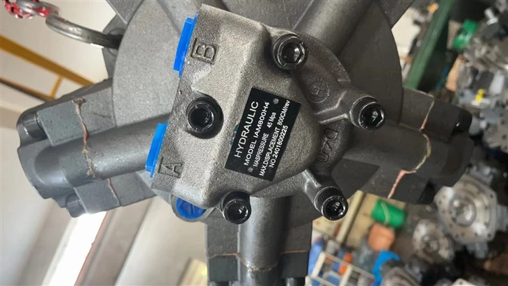 Motor z nizko hitrostjo HMHDB100 NHM8 serija z visokim navorom NHM8-700 NHM8-1000 Intermot Radialni batni hidravlični motor s petimi zvezdicami Mr1800h-f1n1n1s2nx